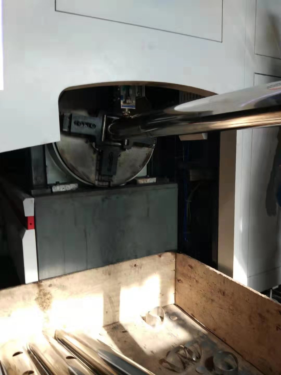 激光切管卡盤應(yīng)用現(xiàn)場(chǎng)